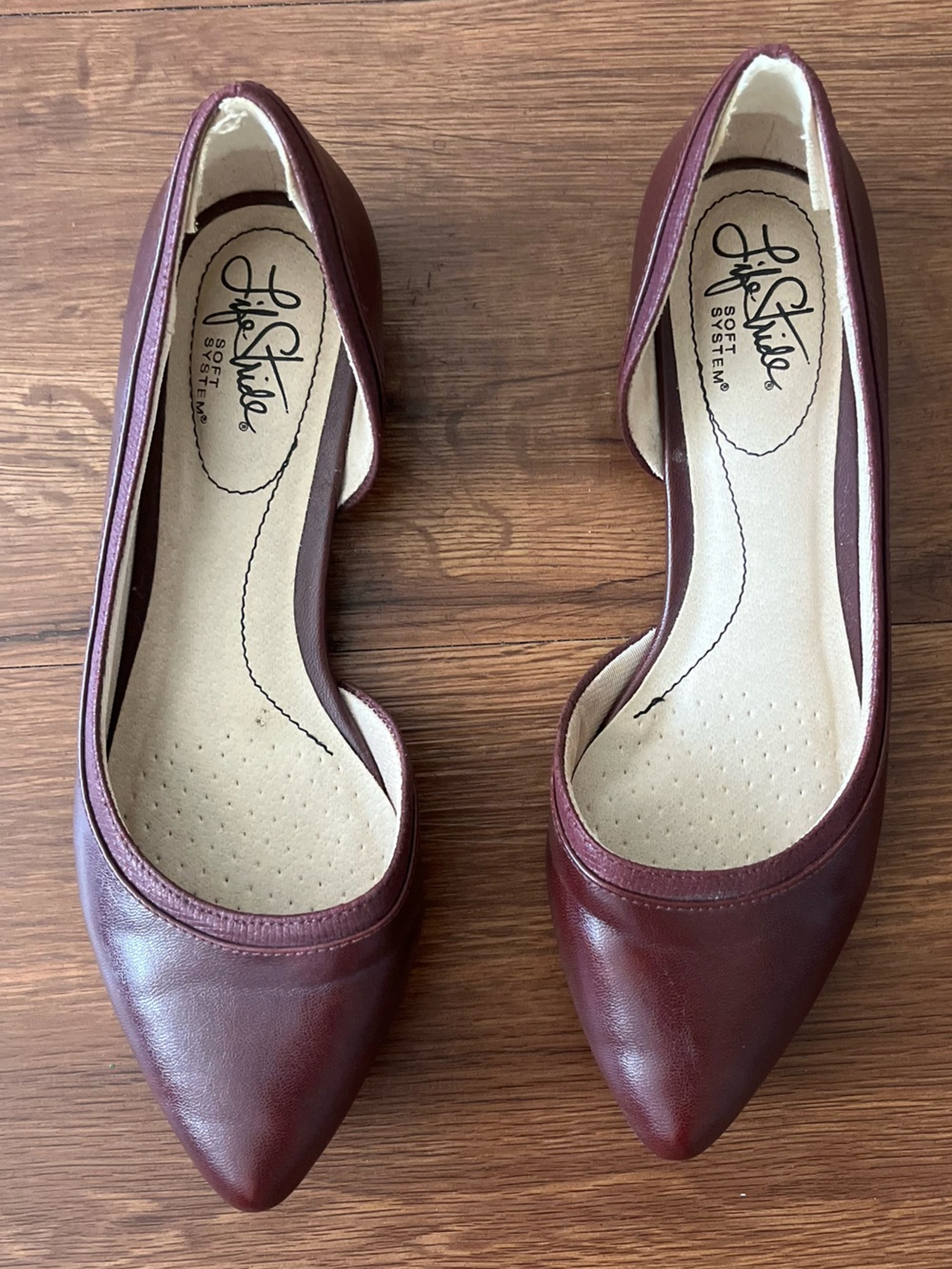 Life Stride Women's Pointed Toe Flats in Wine
